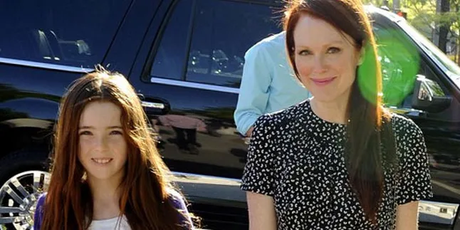 Julianne Moore Hadiri Pesta Paskah Barack Obama