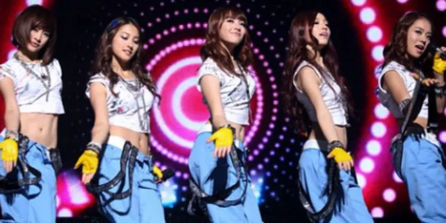 Lagu 'Mister' KARA Kalahkan AKB48 di Karaoke