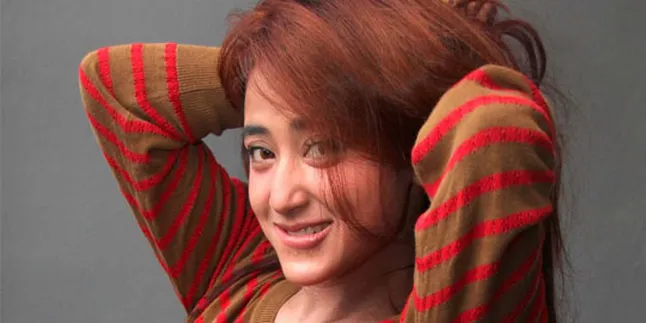 Dewi Perssik Mencari Cinta Baru