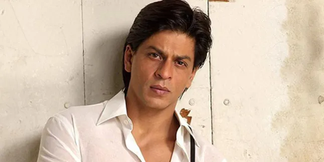 Merokok, Shahrukh Khan Terancam Dipenjara Merokok, Shahrukh Khan Terancam Dipenjara