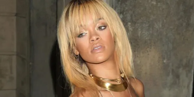 Ternyata Rihanna Pecinta Situs Porno
