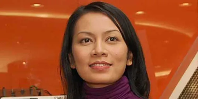 Dewi Lestari Luncurkan 'Supernova 4, Partikel'