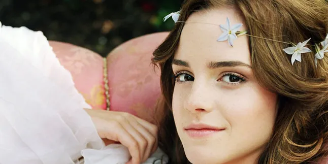 Modis, Style Fashion Emma Watson Dari Masa ke Masa