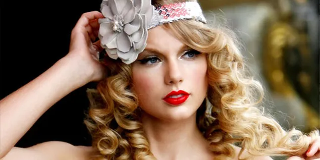 Taylor Swift Susun Materi Album Baru