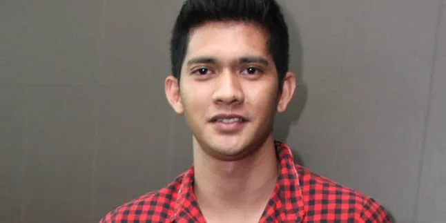 Iko Uwais Pernah Jadi Pemain Bola!