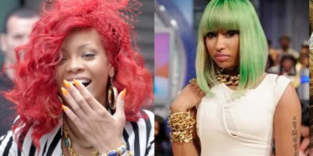 Wah. Rihanna Menyentuh Pantat Nicki Minaj?