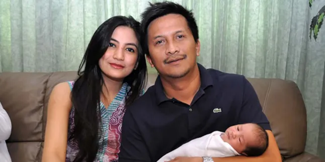 Natasha Dewanti Stop Melahirkan Natasha Dewanti Stop Melahirkan