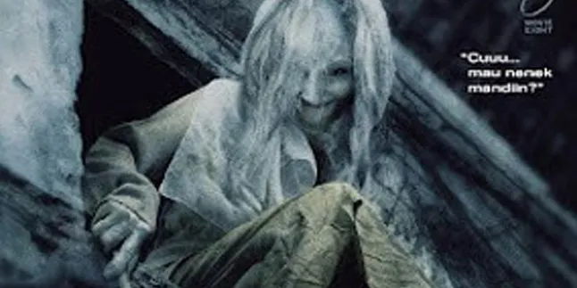 'NENEK GAYUNG', Siap Dimandikan di Bioskop