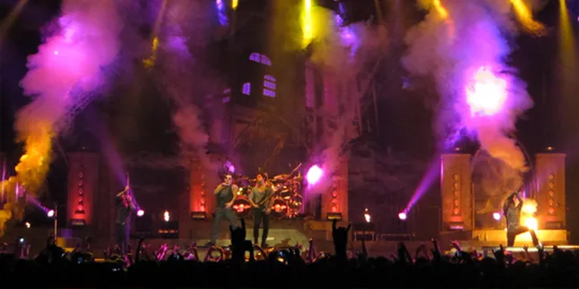 Yang Istimewa di Konser Avenged Sevenfold!