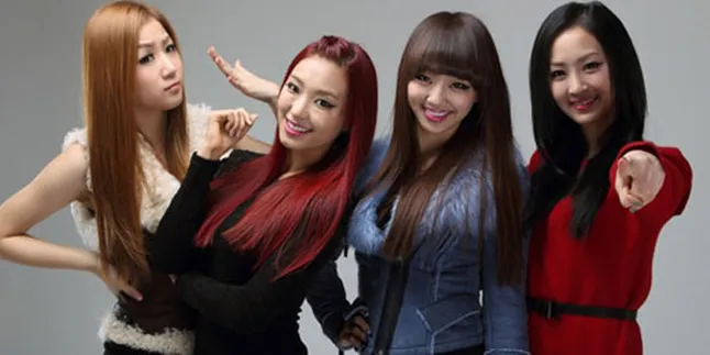 Comeback Luar Biasa, Sistar Kuasai Chart Billboard K-Pop! Comeback Luar Biasa, Sistar Kuasai Chart Billboard K-Pop!