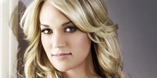 Carrie Underwood Tak Sabar Debut di Inggris Carrie Underwood Tak Sabar Debut di Inggris