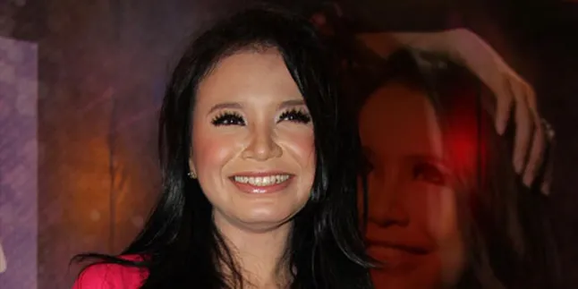 Dua Minggu Sekali Yoyo Berkunjung ke Rossa