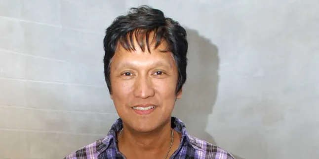 Ikang Fawzi: Musik Yes Mencerdaskan Ikang Fawzi: Musik Yes Mencerdaskan