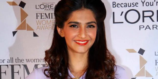 Sonam Kapoor Perang Kata Dengan Follower