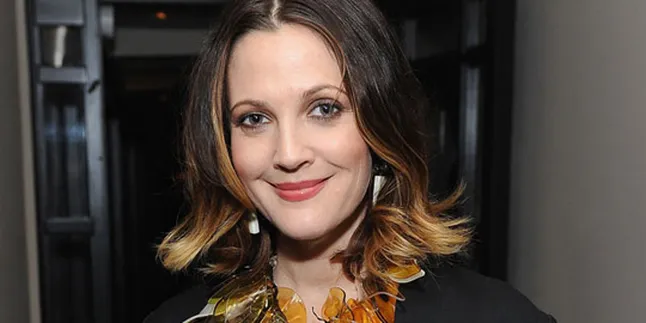 Drew Barrymore - Will Kopelman Menikah Juni?