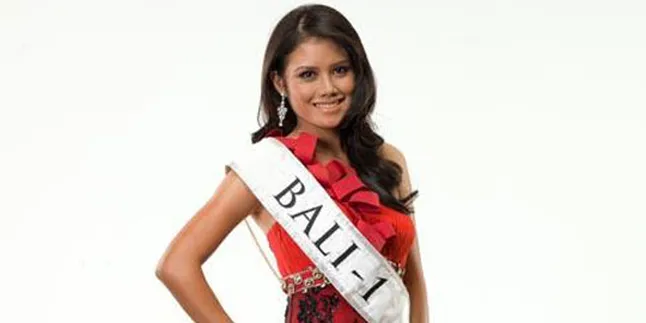 Ines Putri Tjiptadi Chandra Miss Indonesia 2012