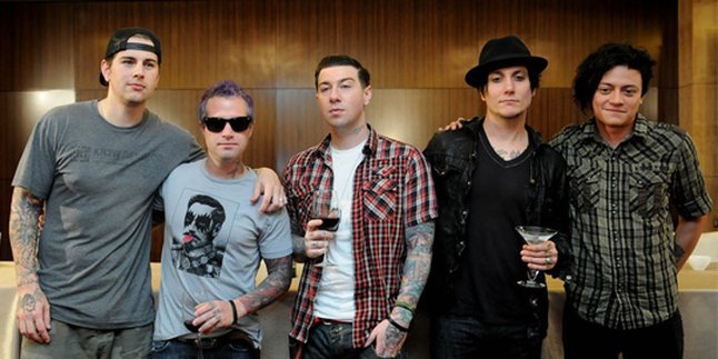 Konser Avenged Sevenfold Batal?