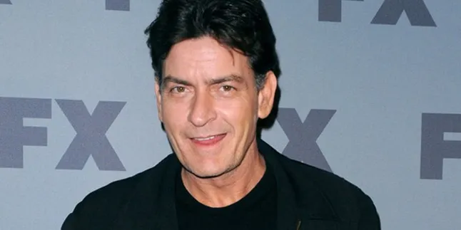 Gara-Gara Nama, Charlie Sheen Tuntut Klub Malam