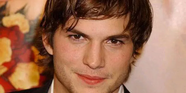 Cari Teman Kencan, Ashton Kutcher Ubah Penampilan! Cari Teman Kencan, Ashton Kutcher Ubah Penampilan!