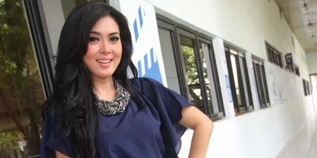 Syahrini Enggan Perkenalkan Kekasih