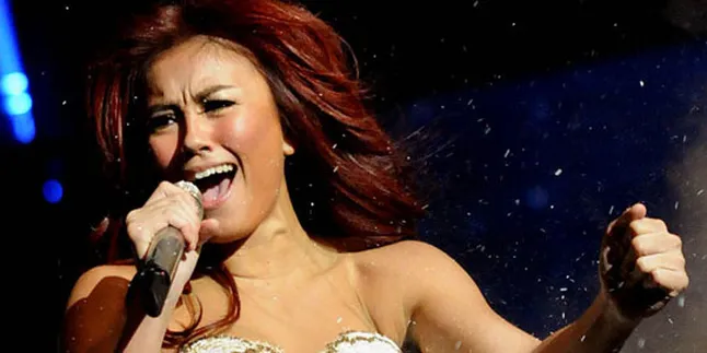 Agnes Buka Mulut Soal Album Internasional