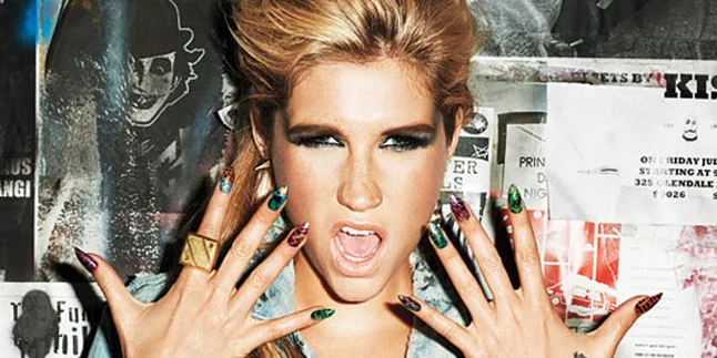 Twitter Dibajak, Kesha Murka