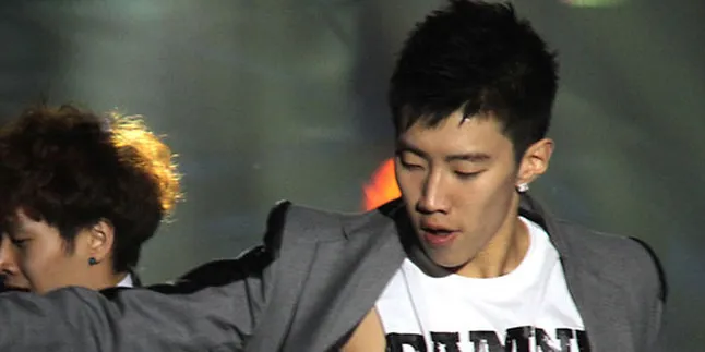 Seperti Apa Far East Movement di Mata Jay Park?