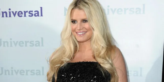 Foto Bayi Jessica Simpson Dijual Rp36 Miliar?