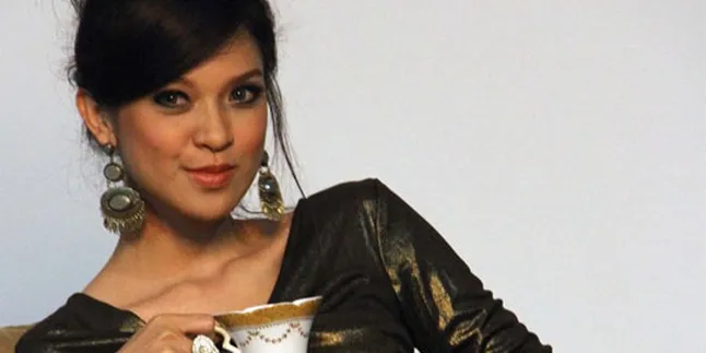 Rilis Single, Delia Septianti Nyanyikan Lagu Reza Rilis Single, Delia Septianti Nyanyikan Lagu Reza