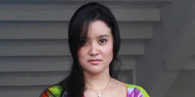 Makan, Marcella Zalianty Harus Selalu Bareng Anak