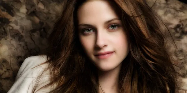 Astaga! Ternyata Ada Kristen Stewart Versi Lelaki! Astaga! Ternyata Ada Kristen Stewart Versi Lelaki!