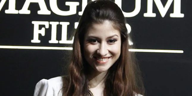 Millane Fernandez: Lady GaGa Pasti Tahu Adat Indonesia