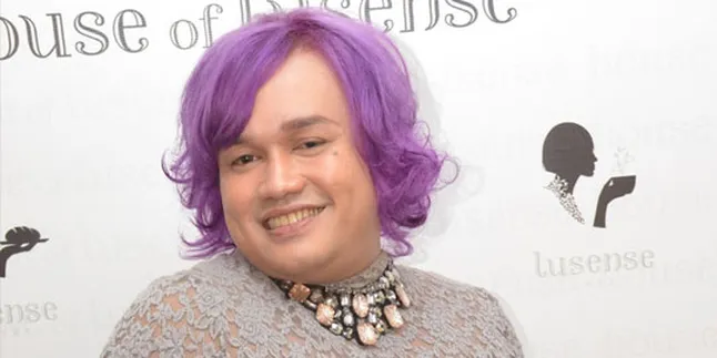 Tata Liem Sayangkan Lady GaGa Batal ke Indonesia