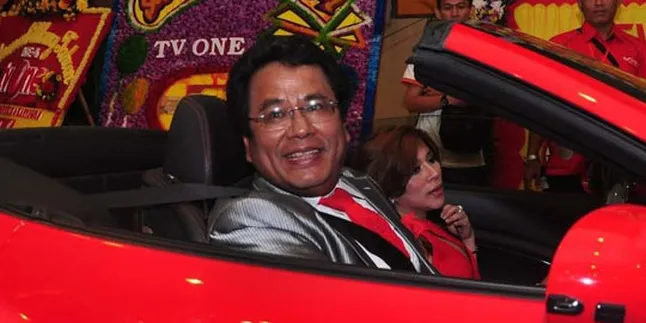 Hotman Paris Enggan Bicara Soal Meriam Bellina