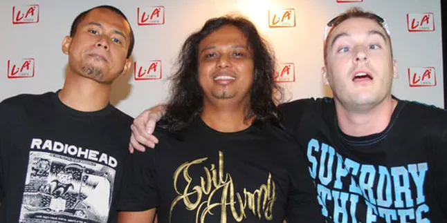 Gugun Blues Shelter: Lady GaGa Itu Aneh, Bukan Seksi!