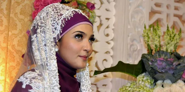 Anang Bebaskan Ashanty Pakai Jilbab