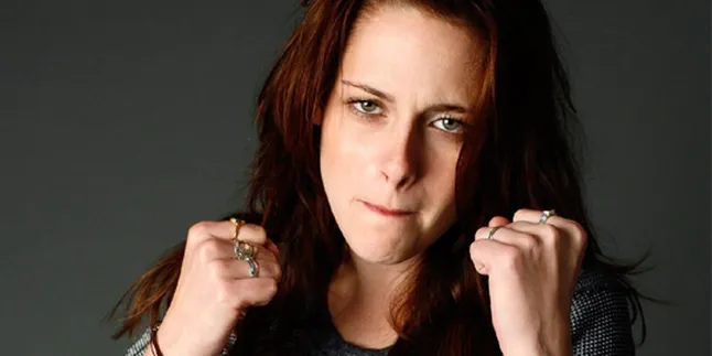 Kristen Stewart Benci Naik Kuda