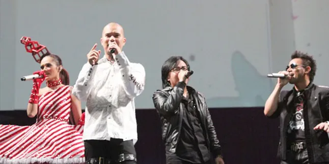 Reuni Dhani dan Ari Lasso Berbalut Teknologi Tinggi