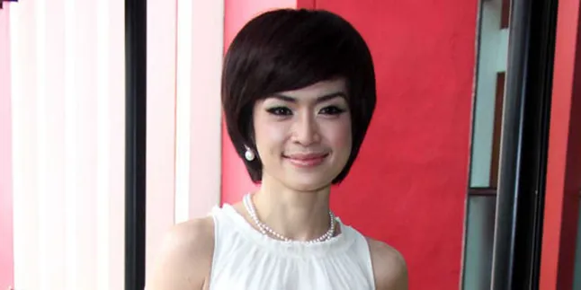 Ibunda: Tentang Cerai, Yulia Rachman Tak Cerita