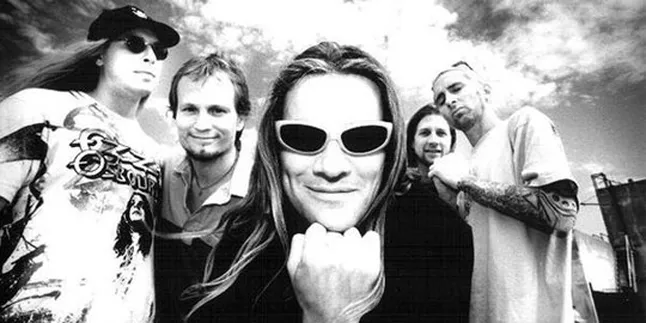 Vakum 16 Tahun, Ugly Kid Joe Rilis Mini Album!