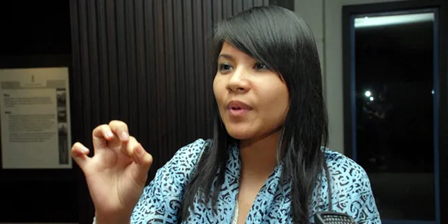 Mundur Dari Anggota Dewan, Tere Minta Maaf Pada Seniman