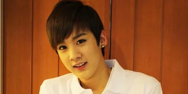 Chunji Teen Top Hobi Mengintip Sekolah Cewek