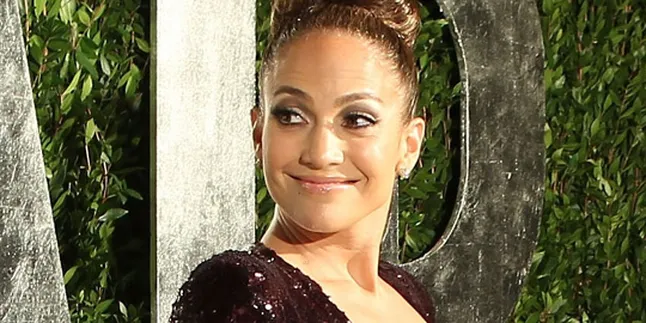 Jennifer Lopez Bantah Sudah Bertunangan Jennifer Lopez Bantah Sudah Bertunangan