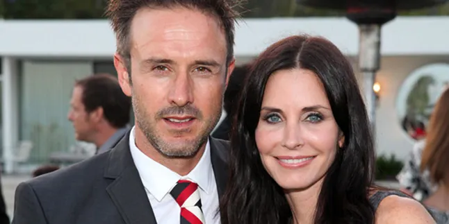 David Arquette - Courteney Cox Saling Gugat Cerai