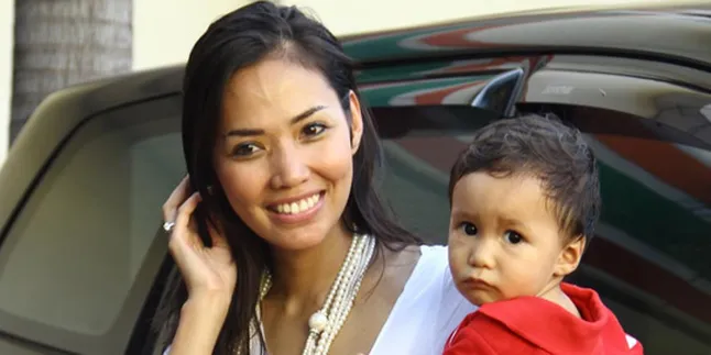 Ke Jakarta, Shanty Sering Tinggalkan Anak