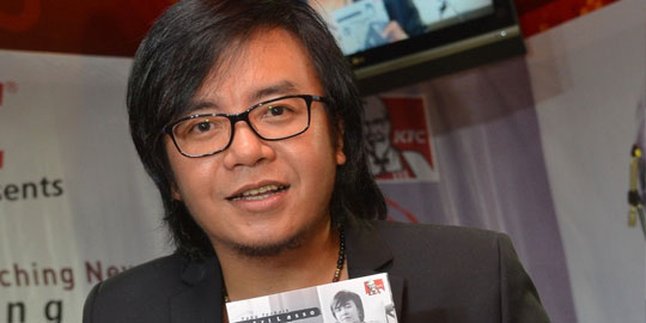 Ari Lasso Sapa Penggemar Dengan Album 'YANG TERBAIK'