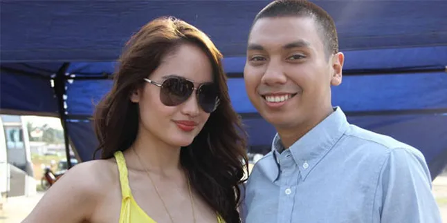 Cinta Laura Gaet Rayi RAN