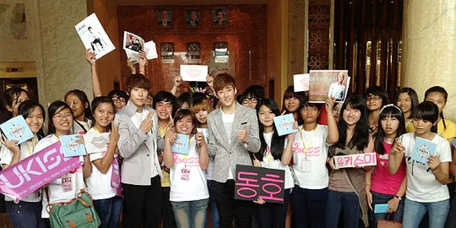 Tiba di Kamboja, U-KISS Disambut Antusias Tiba di Kamboja, U-KISS Disambut Antusias