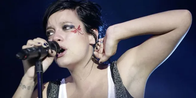 Lily Allen Mulai Masuk Studio Rekaman
