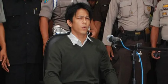 Ariel: Lirik Lagu 'Dara' Aku Tulis Untuk Luna